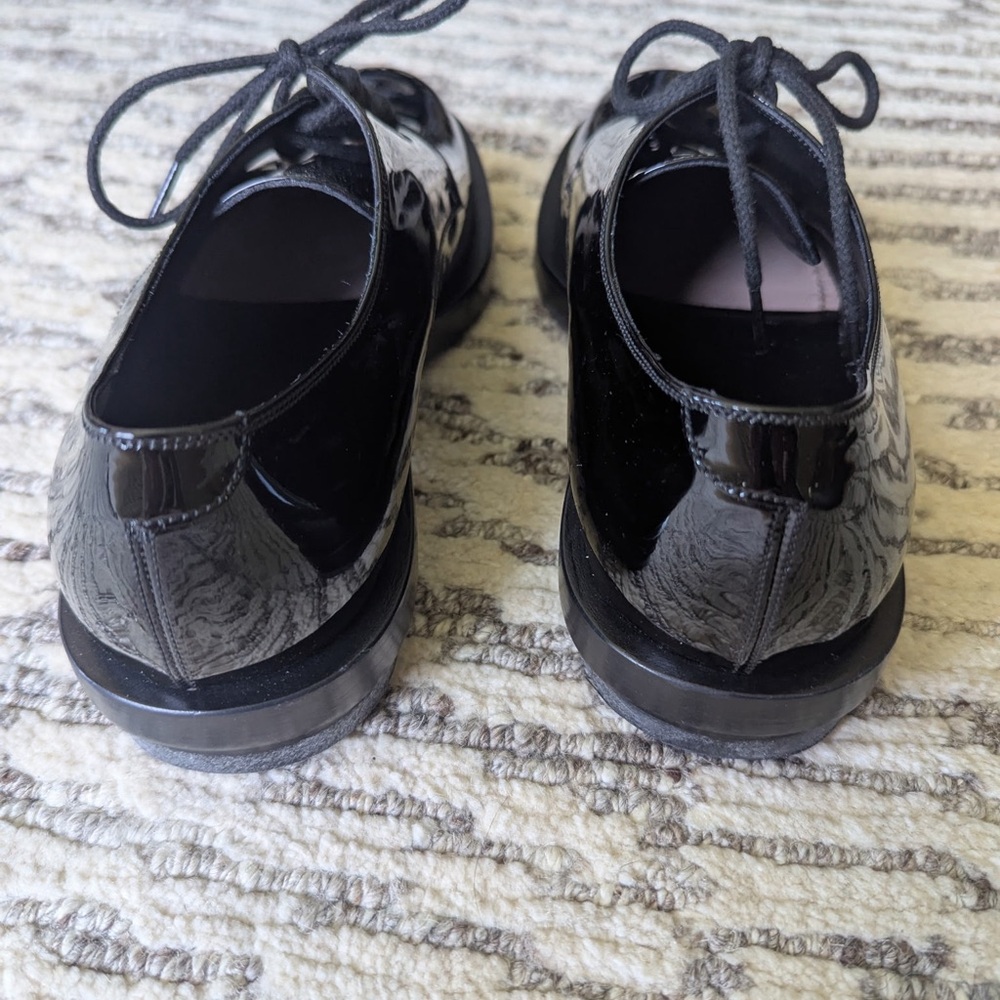 Gucci Black Patent Leather Oxford Shoes - Picture 3 of 10